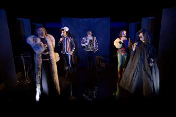 Hertig av Ferrara - Anders Larsson, Gubetta - Tobias Nilsson, Gennaro - Tobias Westman, Maffio Orsini - Maria Forsström, Lucrezia Borgia - Hege Gustava Tjønn. Lucrezia Borgia